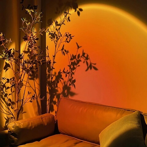 The Mellow Sunset Light Projection Lamp